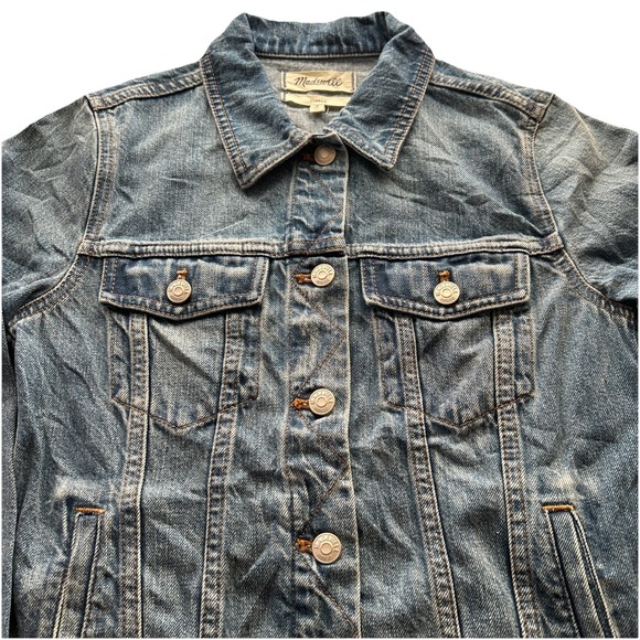 Madewell Jackets & Blazers - Madewell‎ Classic Fit Women's Small Blue Trucker Denim Jean Jacket EUC